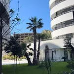 Whitehill Apartment