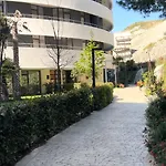 Whitehill Apartment